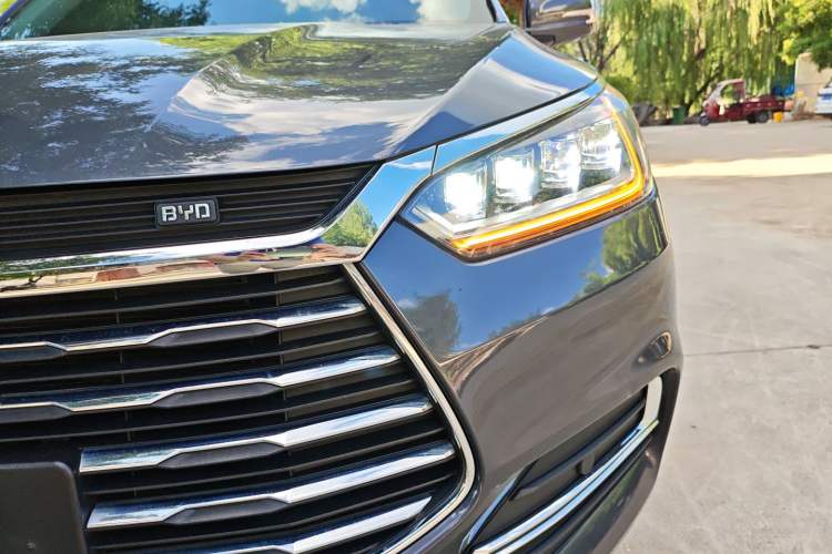 Used BYD Song 2021 Classic Edition 1.5T Automatic Luxury Model
