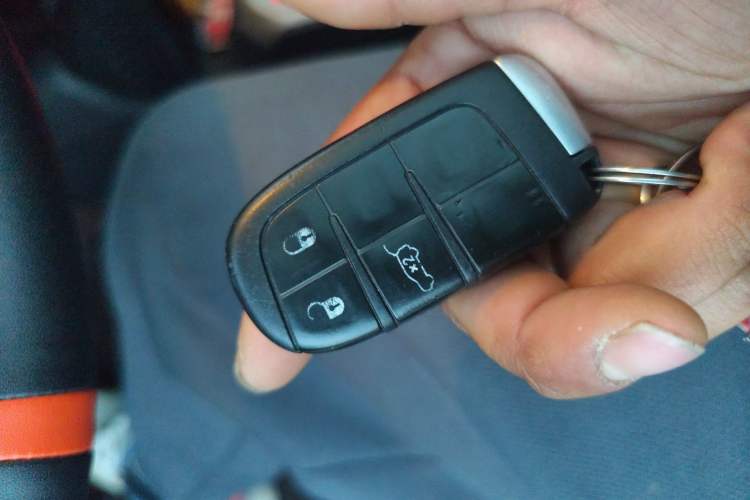 Used Jeep Renegade 2016 1.4T Automatic Jingneng Version+ Vehicle Key