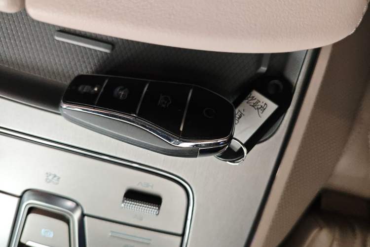 Used BYD Tang New Energy 2025 DM-i 115KM Flagship Model
