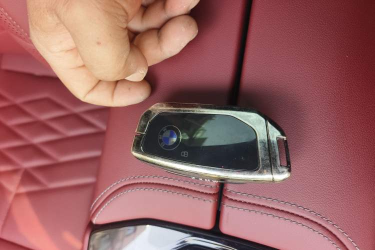 Used BMW 5 Series 2024 530Li Luxury Package Premium Edition Vehicle Key