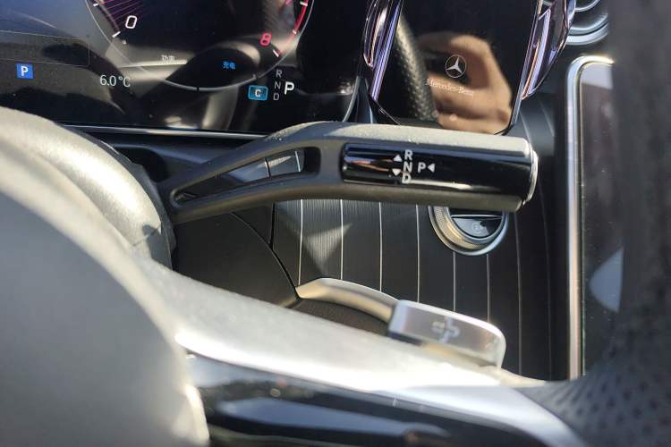 Used Mercedes-Benz C-Class 2024 C 260 L Sport Edition Gear Lever
