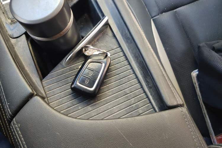 Used Dongfeng Aeolus AX7 2019 1.6T Automatic AI Pioneer Model China V Standard
