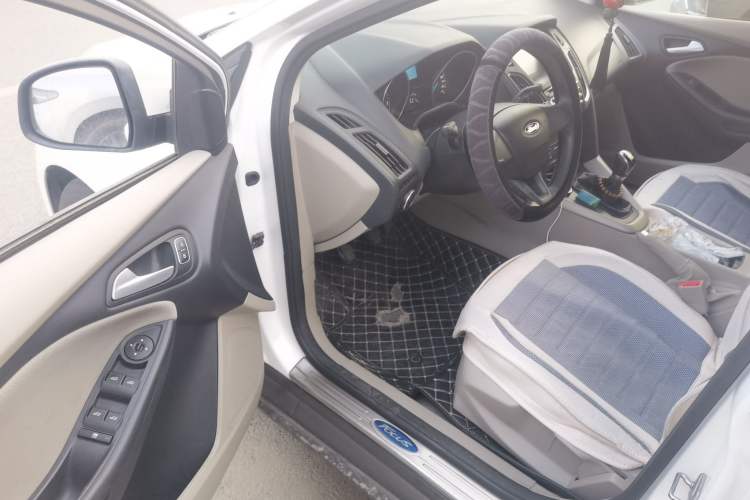 Used Ford Focus 2018 Sedan Classic 1.6L Manual Comfort Plus SmartDrive Edition