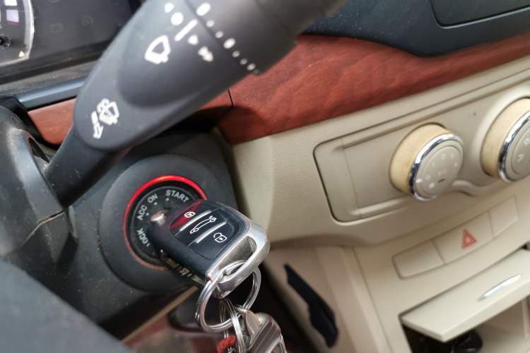 Used Roewe 350 2013 350C 1.5L Automatic Xunyue Edition