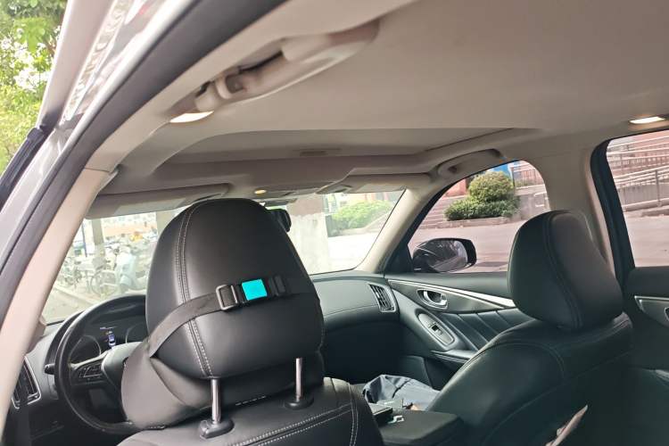 Used Infiniti Q50L 2018 2.0T Enjoyment Version China V Standard Headliner