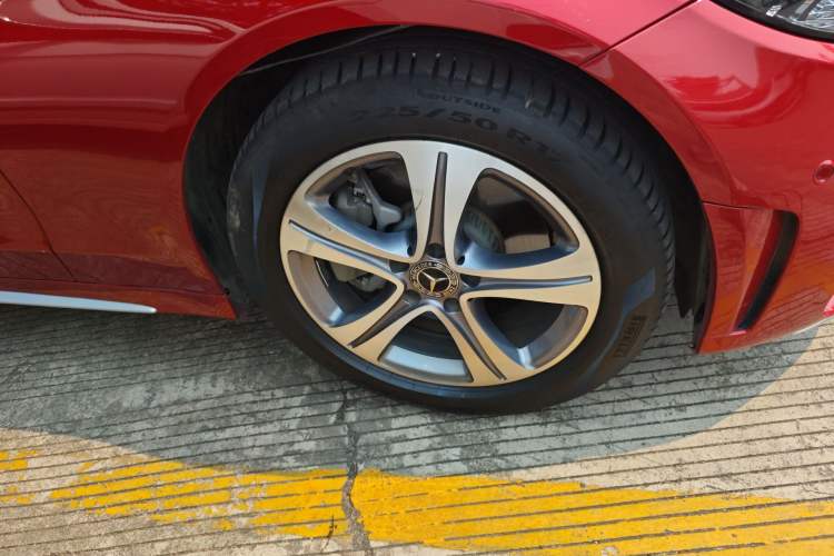 Used Mercedes-Benz C-Class 2021 C 260 L Sport Edition Right Front Wheel Hub