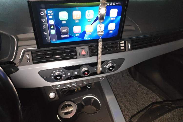 Used Audi A4L 2022 40 TFSI Fashion Dynamic Model
