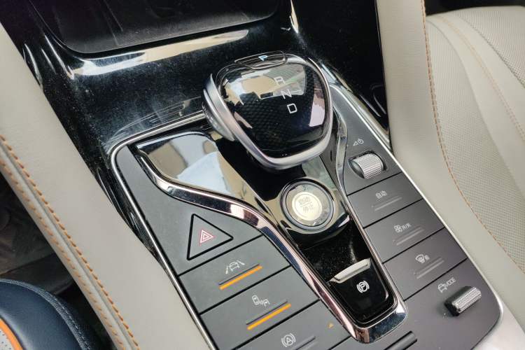 Used BYD Song PLUS New Energy 2021 DM-i 110KM Flagship PLUS Gear Lever