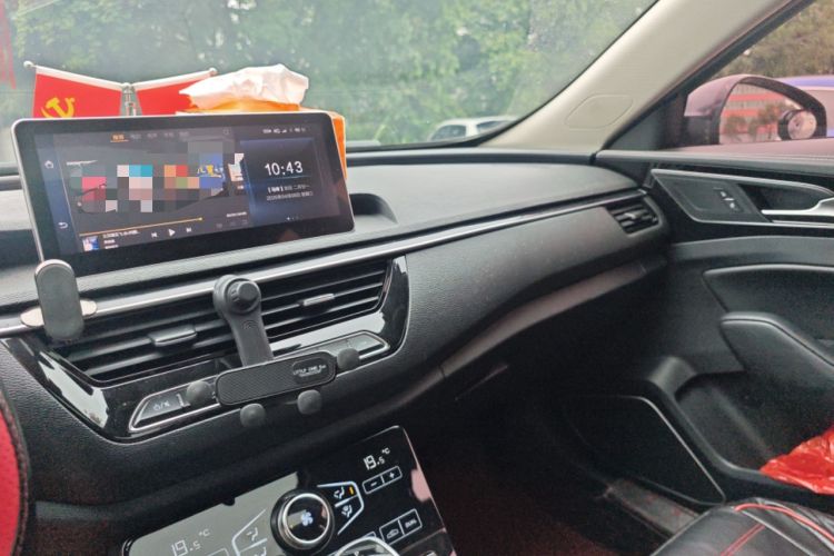 Used Hongqi H5 2019 30TD Smart Connect Dynamic Edition Audio And AC Panel