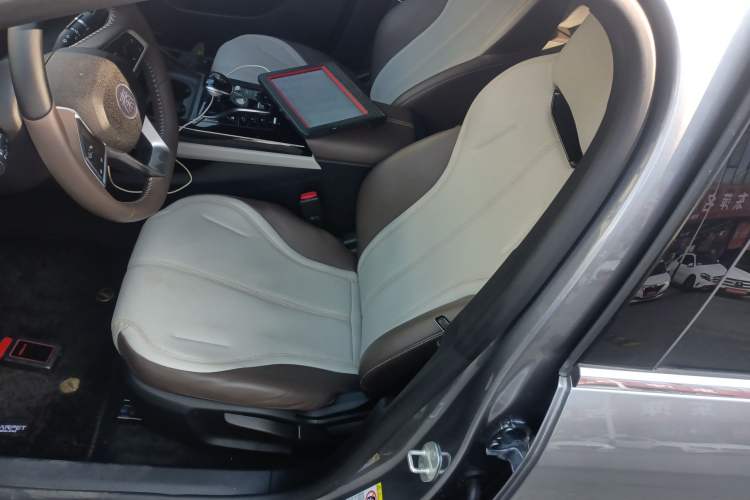 Used BYD Qin PLUS 2024 HONOR Edition DM-i 55KM Leading Model Left Front Seat