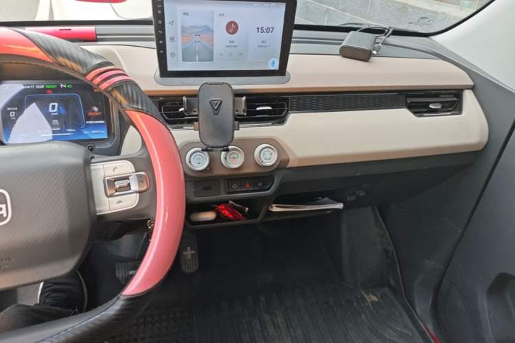 Used Chery QQ Ice Cream 2024 205km Sundae Audio And AC Panel