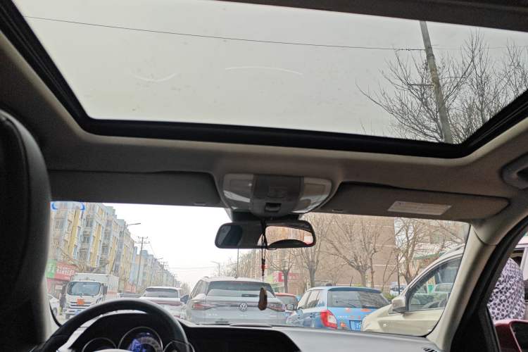 Used Mercedes-Benz C-Class 2011 C 300 Fashion Model Headliner