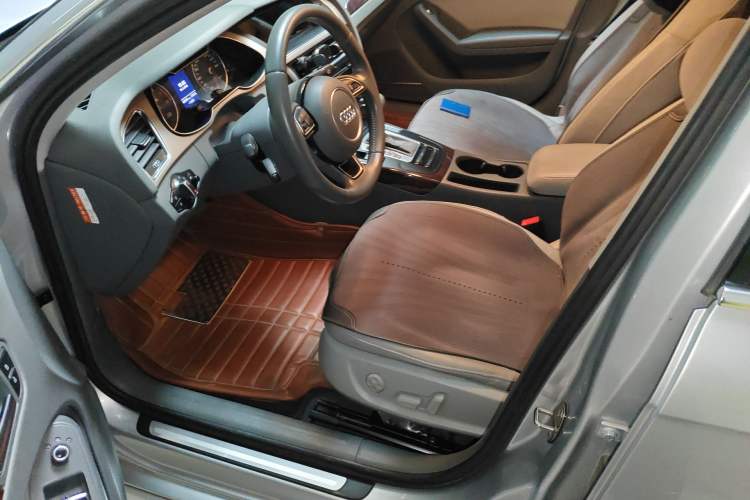 Used Audi A4L 2013 35 TFSI Automatic Comfort Model