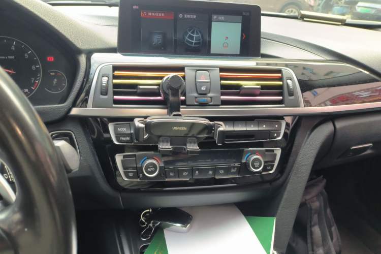 Used BMW 3 Series 2019 320Li M Sport Package Audio And AC Panel