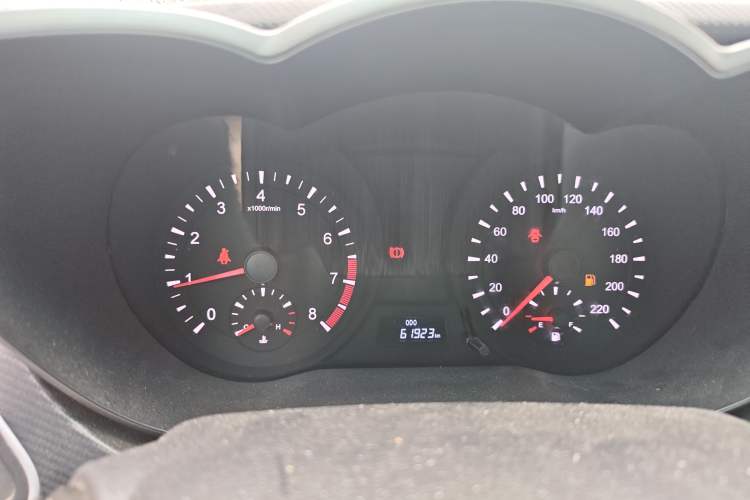Used Haima Fumei 2016 1.6L Manual Prestige Model Upgrade Instrument Cluster