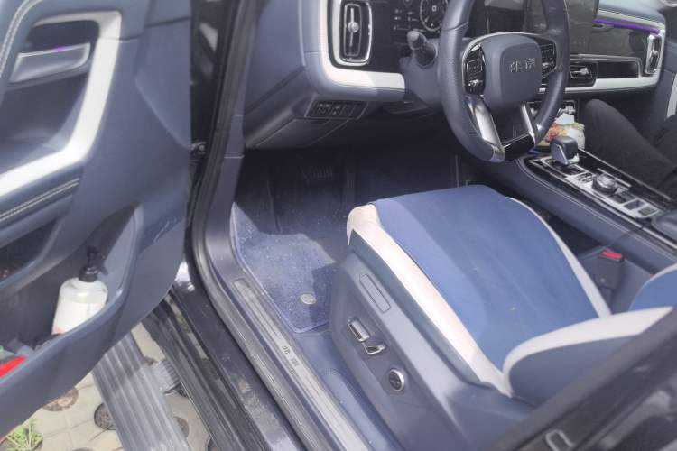 Used BAIC Off-Road BJ60 2022 2.0T Weekend Edition Five-Seater Driver Seat