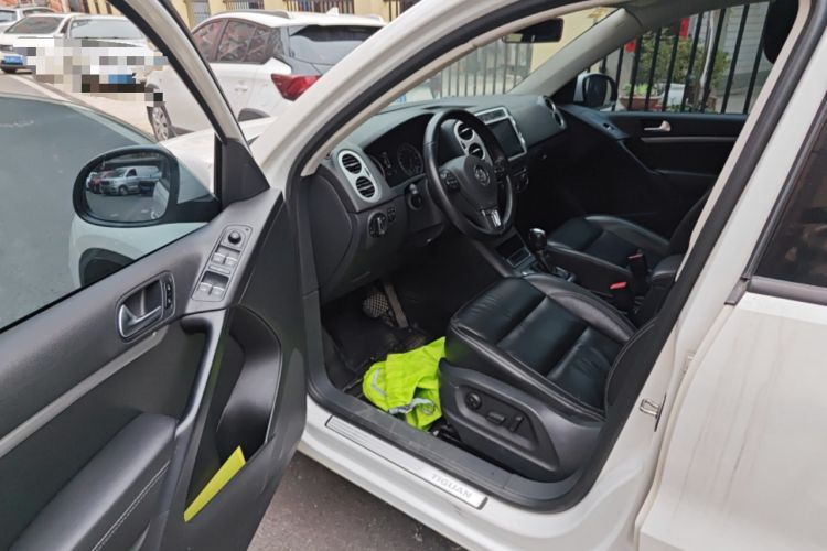 Used Volkswagen Tiguan 2017 300TSI Automatic Two-Wheel Drive Silk Road Comfort Edition
