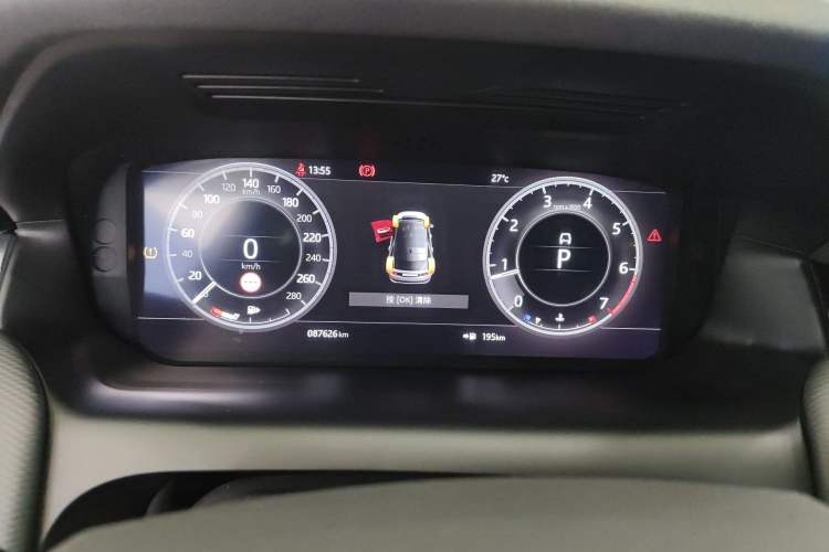Used Land Rover Discovery Sport 2020 249 PS R-Dynamic Performance Edition Instrument Cluster