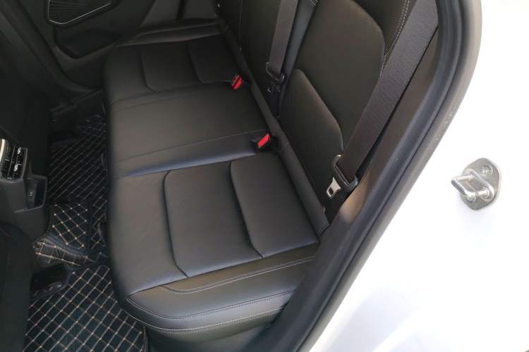 Used Geely Auto Emgrand 2022 4th Generation 1.5L CVT Luxury Model
