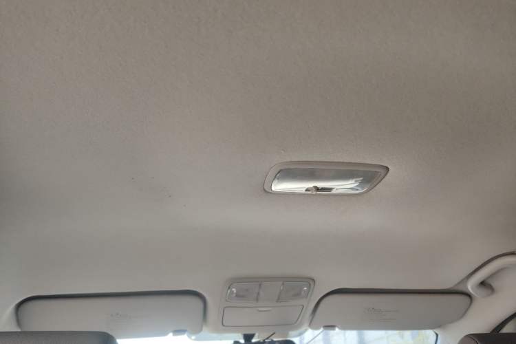 Used Hyundai Celesta 2011 1.6L Manual Comfort Edition