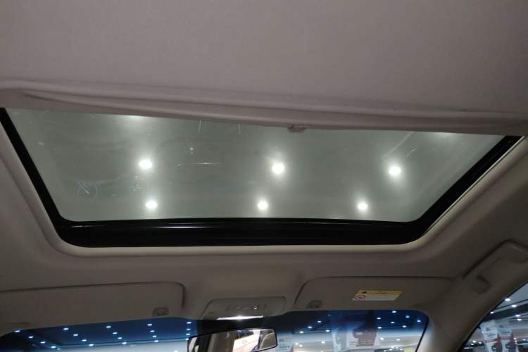 Used Buick GL8 2015 2.4L Luxury Business Premium Edition Headliner