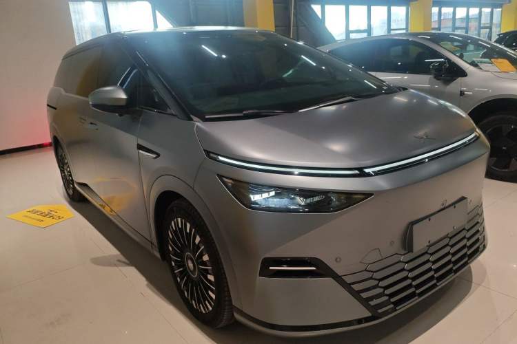 Used XPeng X9 2025 740 Ultra-Long Range Max