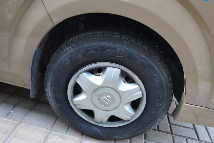 Used Foton Scenic G7 2017 2.0L Short-Wheelbase Commercial Van High-Roof 2-Seater 4Q20M