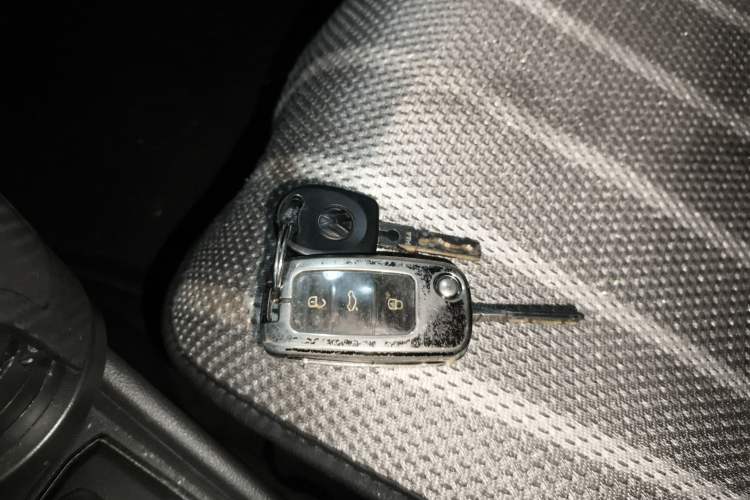 Used Volkswagen Santana 2017 Haval H9 1.6L Automatic Comfort Edition
