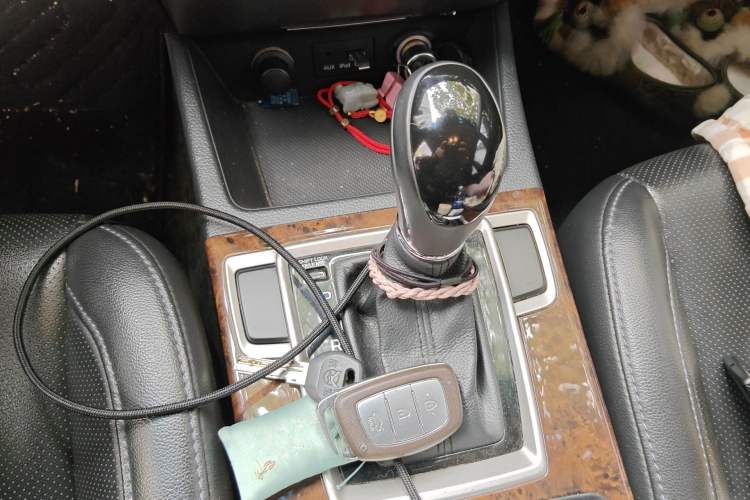 Used Hyundai Mistra 2014 1.8L Automatic Deluxe DLX Model Gear Lever