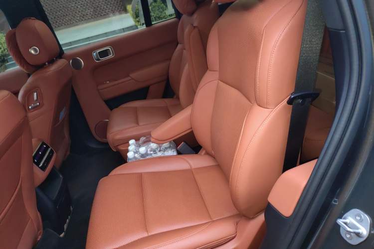 Used Li Auto L8 2023 Pro Model
