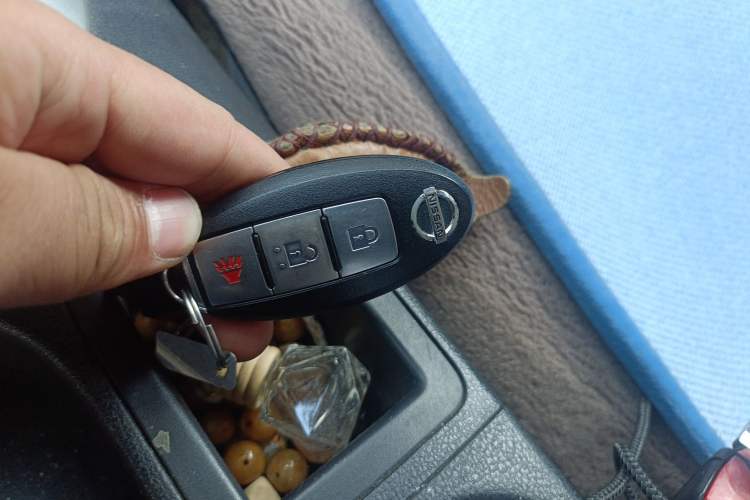 Used Nissan Qashqai 2015 2.0 XL Coolfire CVT 2WD