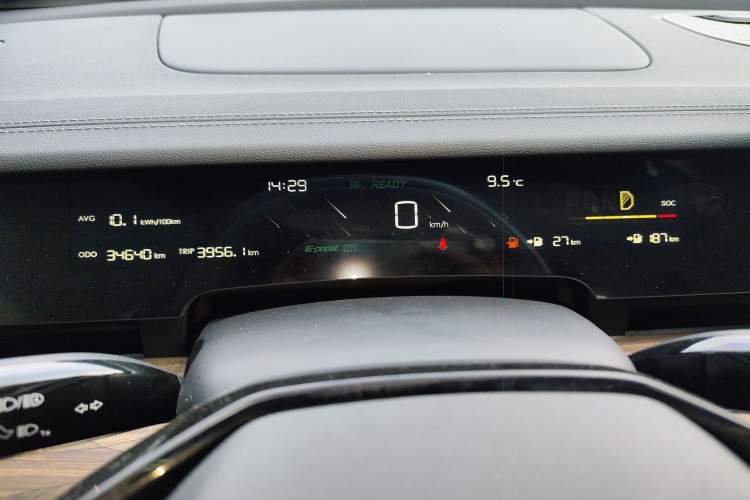 Used NETA S 2022 Extended-Range Version 1160 km Range Rear-Wheel Drive Mid-Grade