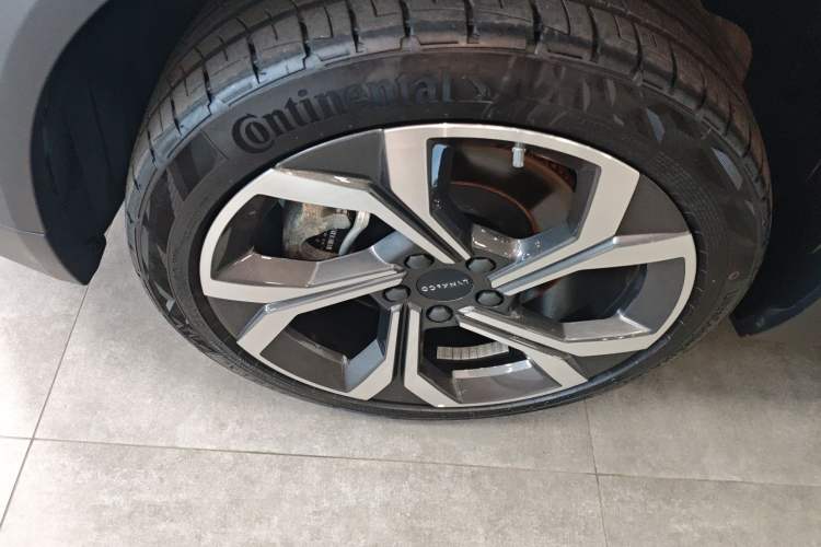 Used Lynk & Co 06 2025 Renew 1.5T Halo Left Front Wheel Hub