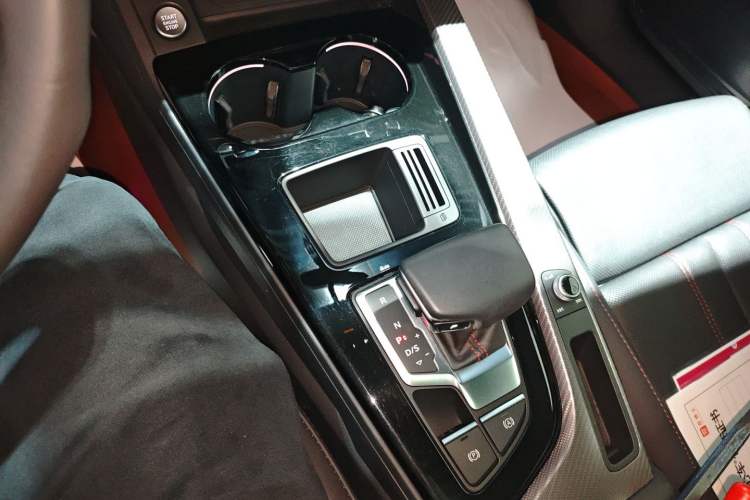 Used Audi A4L 2022 40 TFSI quattro RS Performance Package
