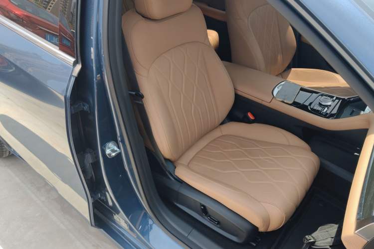 Used Geely Galaxy A7 2025 Model EM-i 150km Starship Edition