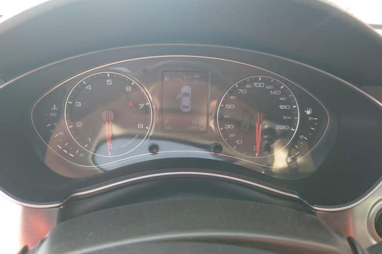 Used Zotye Z700 2016 1.8T DCT Elegant Version
