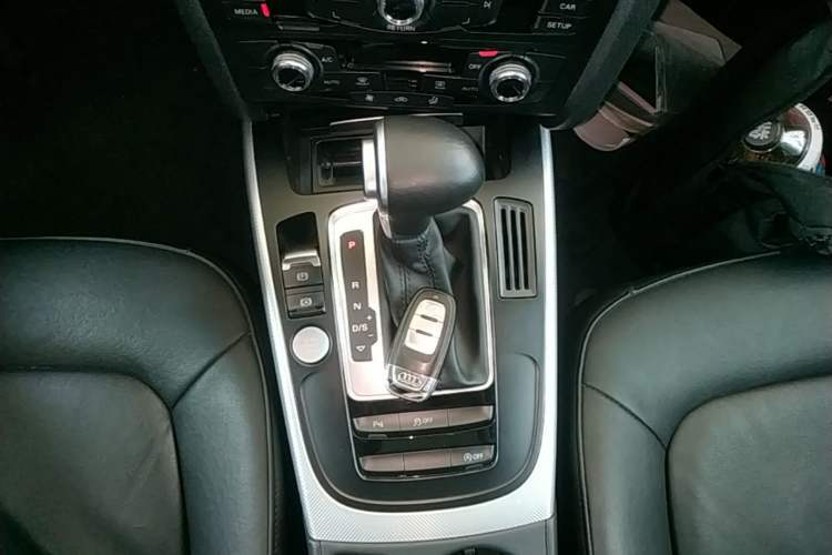 Used Audi A4L 2016 35 TFSI Collector's Edition Automatic Standard Model