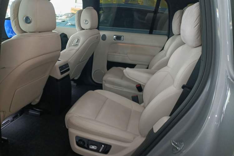 Used Li Auto L9 2022 Max model