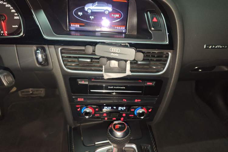 Used Audi RS 5 2013 RS 5 Cabriolet
