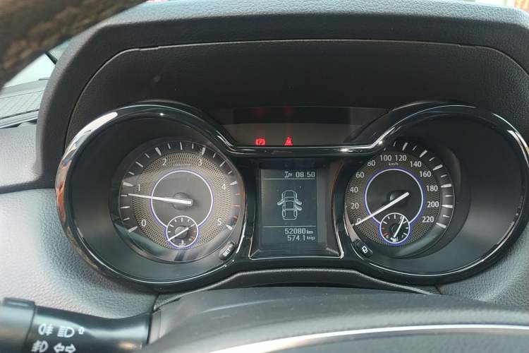 Used JMC Yuhu 7 2020 2.0T Diesel Manual 4x4 Comfort Edition Short Wheelbase China VI Emission Standard JX4D20A6L