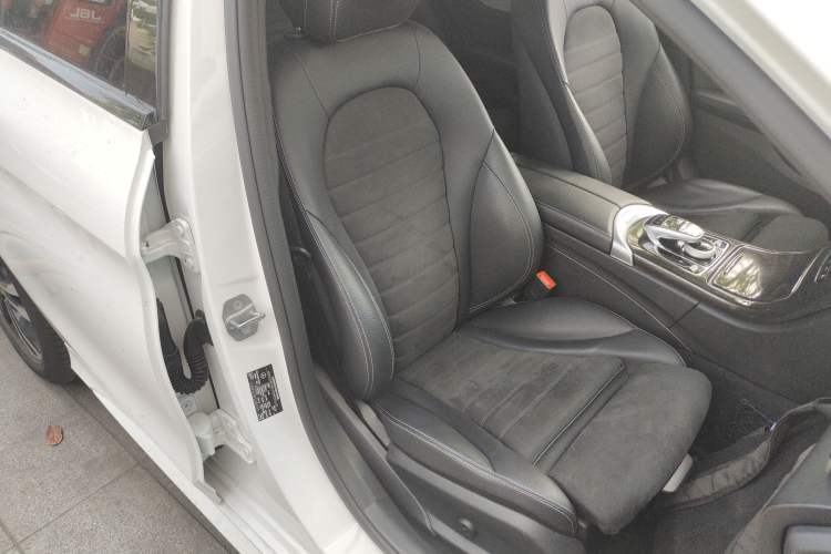 Used Mercedes-Benz C-Class 2018 C 200 Sport Edition Right Front Seat