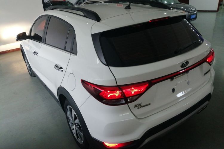 Used Kia KX Cross 2017 1.4L AT GLS
