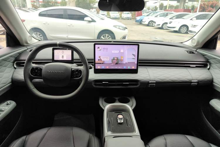 Used Dongfeng NAMMI 01 2024 New Edition 330 Plus Smart+ Center Console