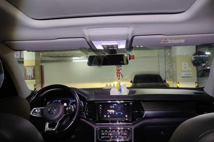 Used Volkswagen Teramont X 2019 330TSI Two-Wheel-Drive Prestige Luxury Edition