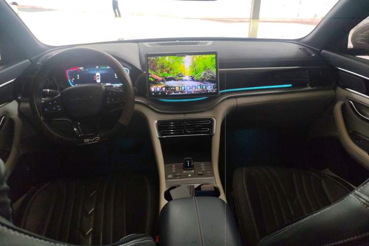 Used BYD Song PLUS New Energy 2024 HONOR Edition DM-i 110km Flagship Model
