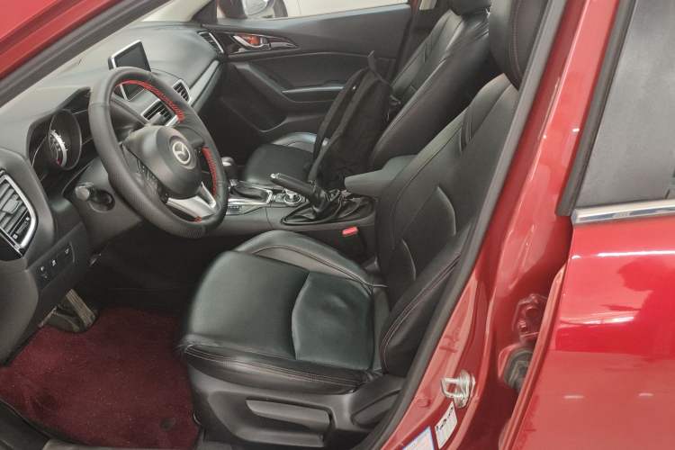 Used Mazda 3 Axela 2016 Sedan 1.5L Automatic Luxury Model Left Front Seat