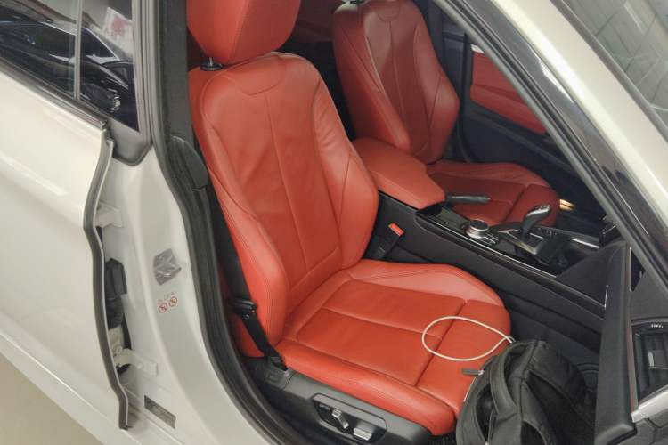 Used BMW 3 Series GT 2019 320i M Sport Night Edition Right Front Seat