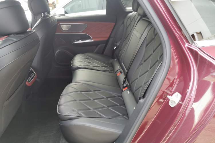 Used Chery Fulwin A9L 2025 Model, Four-Wheel Drive High-Energy Peak Edition