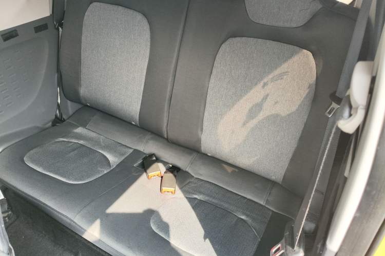 Used Wuling Hongguang MINIEV 2021 Macaron Premium Model – Lithium Iron Phosphate Left Rear Seat