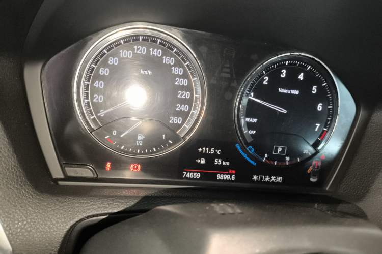 Used BMW 2 Series (Import) 2018 220i Convertible Coupe Sports Design Package
